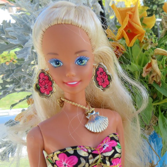 Barbie Tropical Splash - Picture 1 of 3